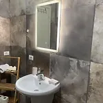 Modern Cozy W/in 10 Min Walk From Main Square Apartment Tirana