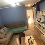 Apartment Modern Cozy W/in 10 Min Walk From Main Square *