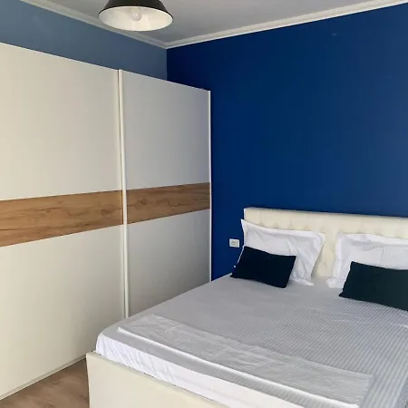 Modern Cozy W/in 10 Min Walk From Main Square * 티라나
