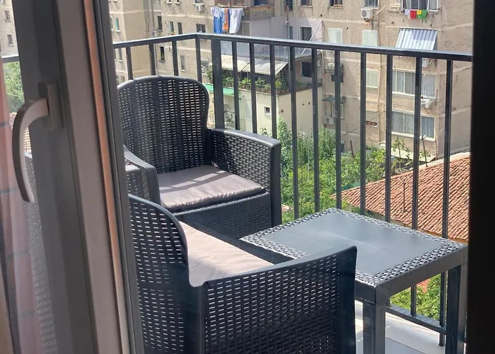 Apartamento Modern Cozy W/in 10 Min Walk From Main Square *